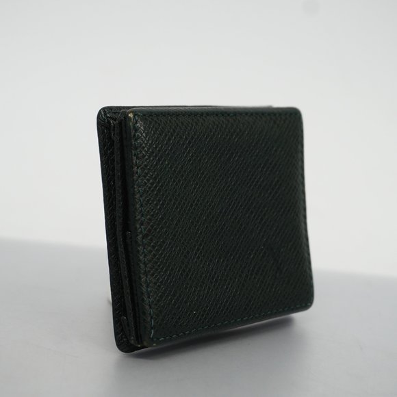 Auth Louis Vuitton Taiga Porto Monevo Watt M30384 Men's  Coin Purse Episea - Picture 2 of 8